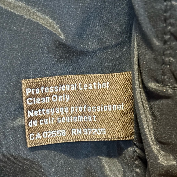 Danier, Leather Women’s Jacket, Italian Leather, Small - Picture 7 of 8